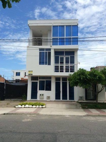 17, 85001, 4 Bedrooms Bedrooms, ,Casa,En Arriendo,2,1010